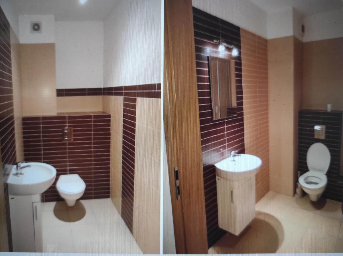 Nice Room With 2 Shared Bathrooms ,Wc , 2Km To Old Town -100M From Metro Szwedzka Varsóvia Exterior foto